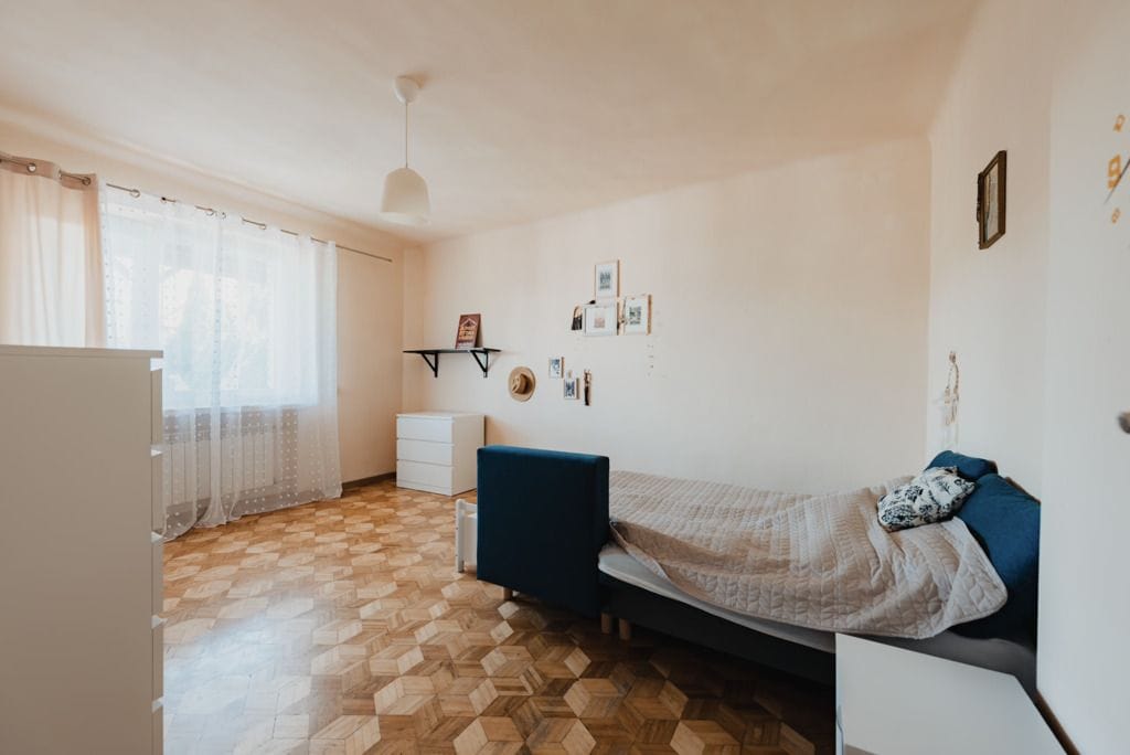 Dom 8 pokojowe na Sprzedaż