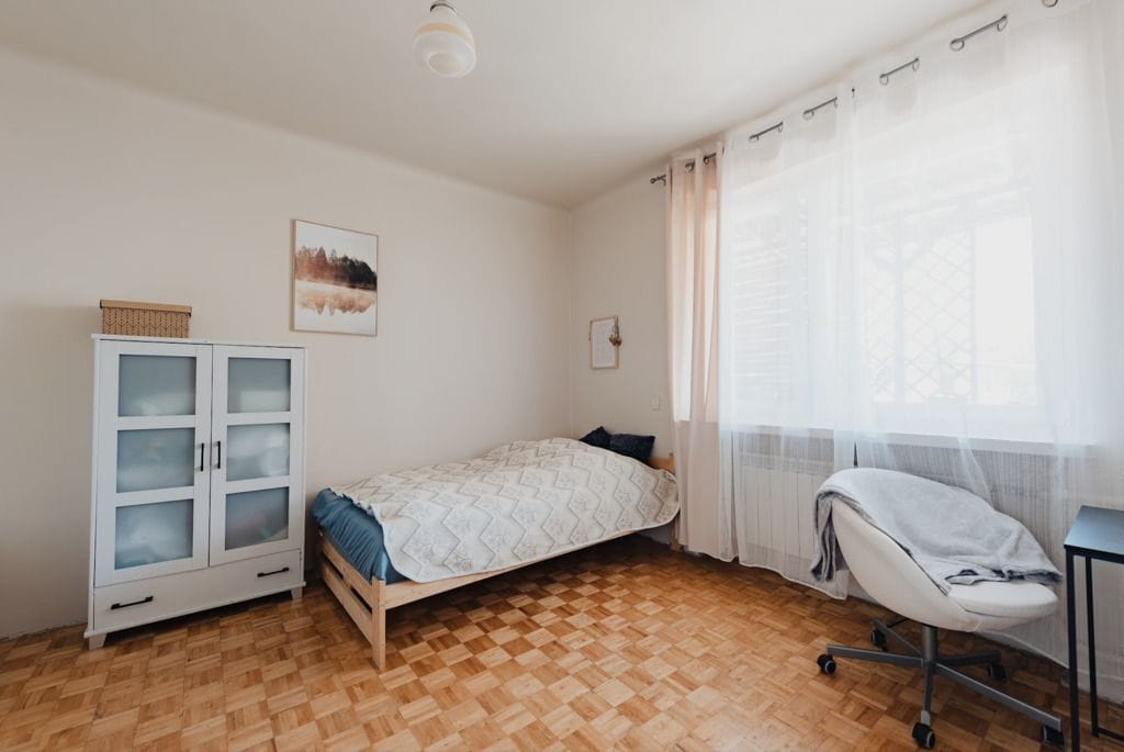 Dom 8 pokojowe na Sprzedaż