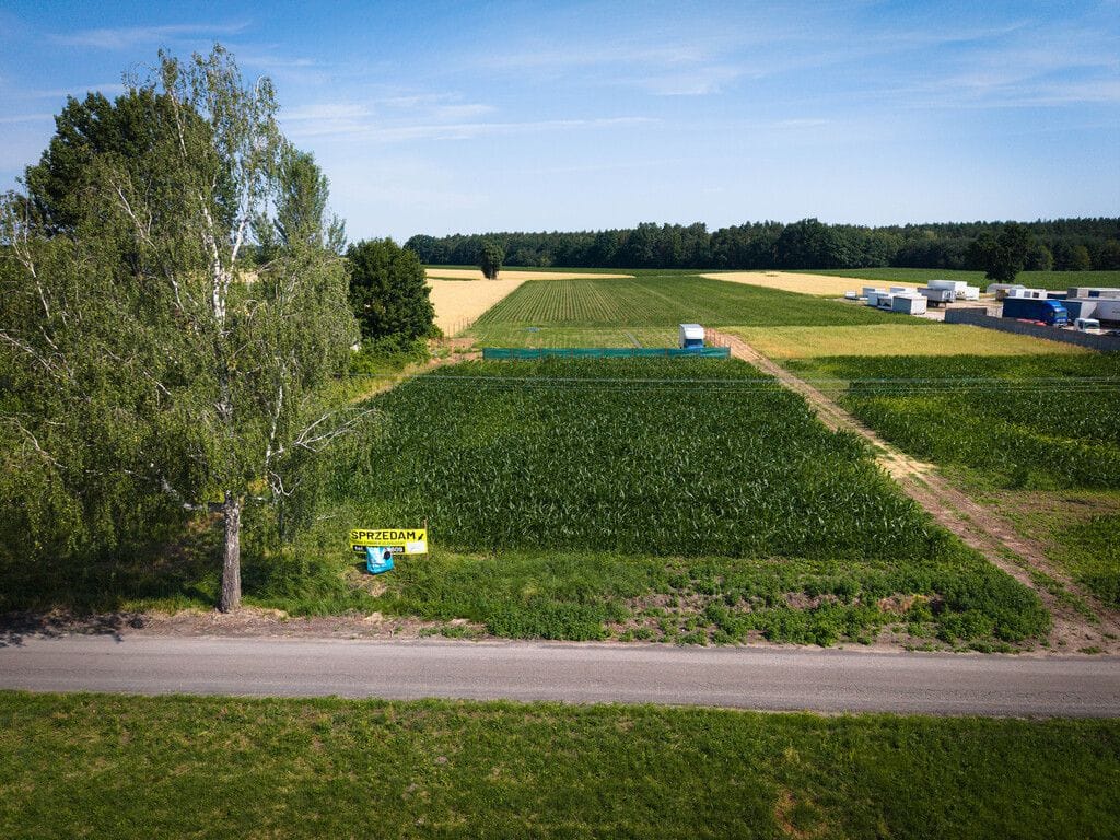 Działka  pokojowe na Sprzedaż