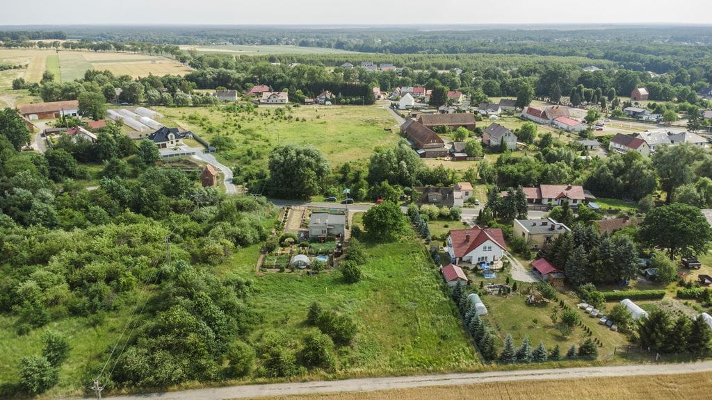 Działka  pokojowe na Sprzedaż