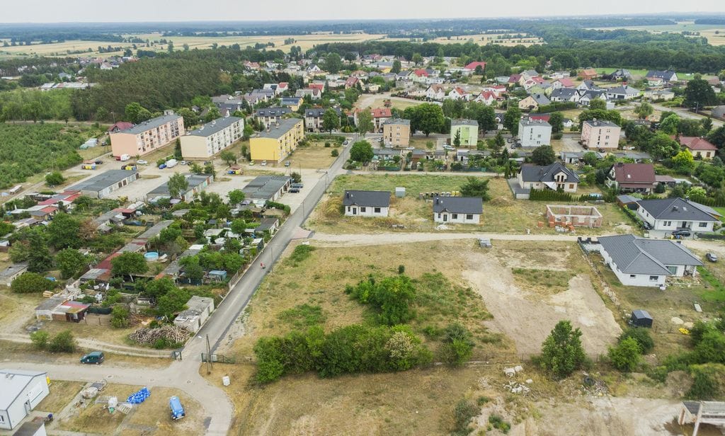 Działka  pokojowe na Sprzedaż