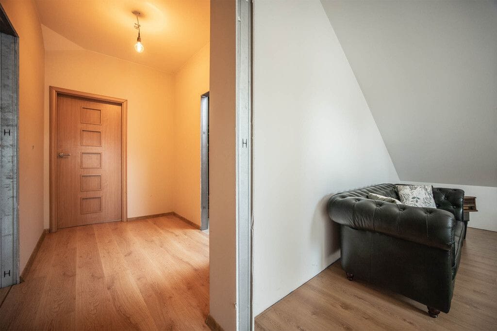 Dom 5 pokojowe na Sprzedaż