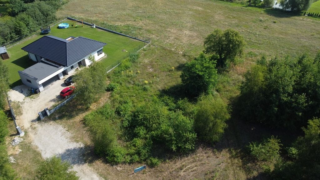 Działka  pokojowe na Sprzedaż