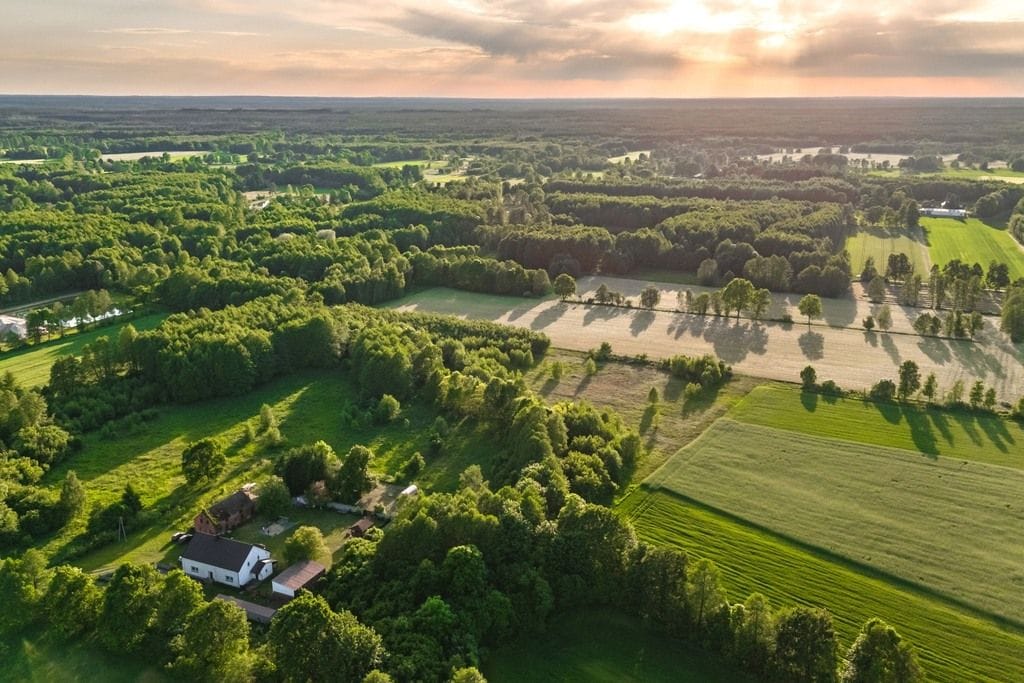 Działka  pokojowe na Sprzedaż