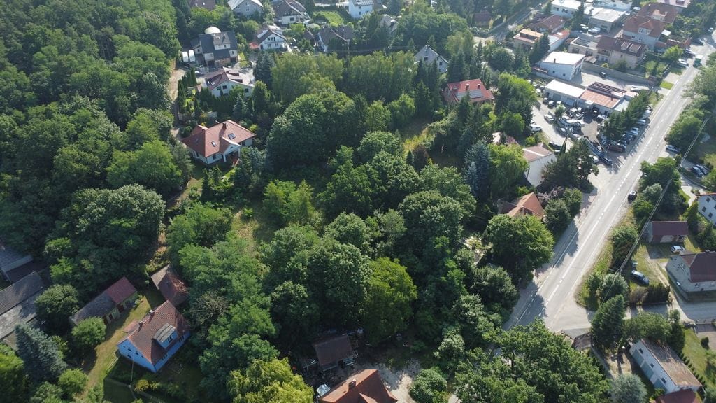 Działka  pokojowe na Sprzedaż
