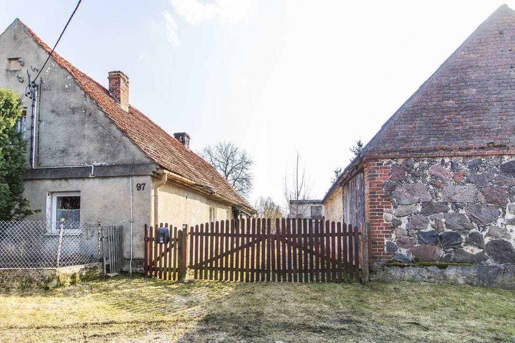 Dom 4 pokojowe na Sprzedaż