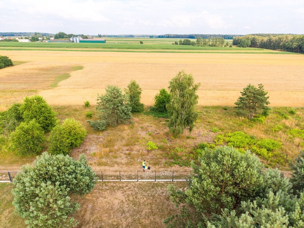 Działka  pokojowe na Sprzedaż