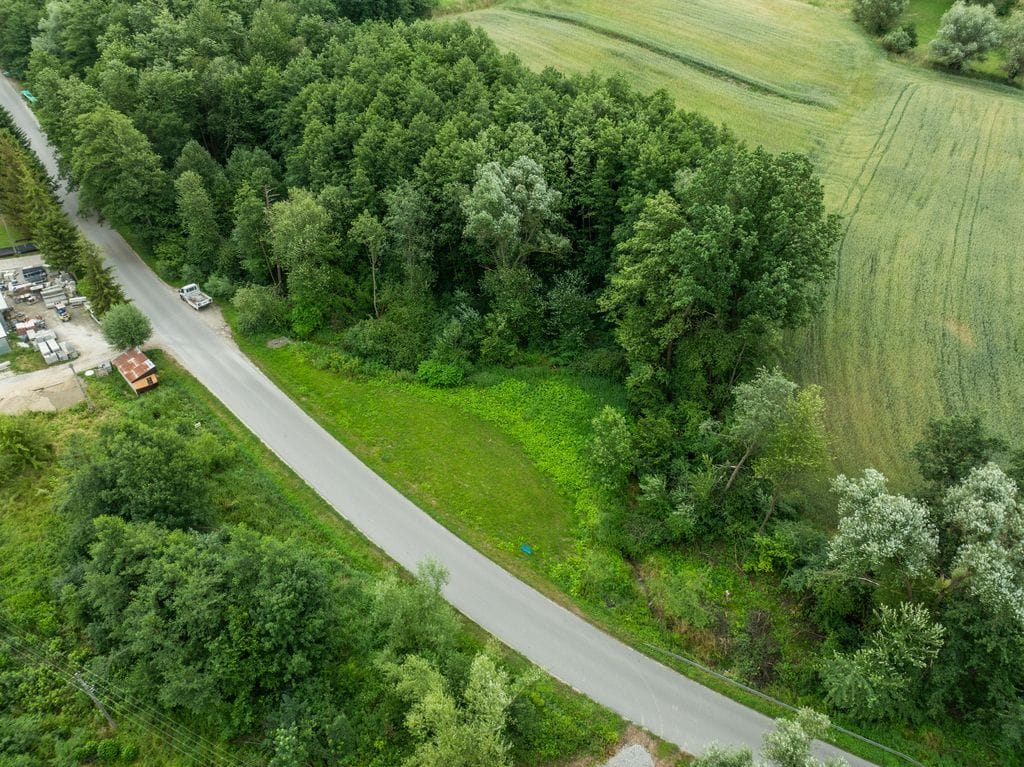 Działka  pokojowe na Sprzedaż