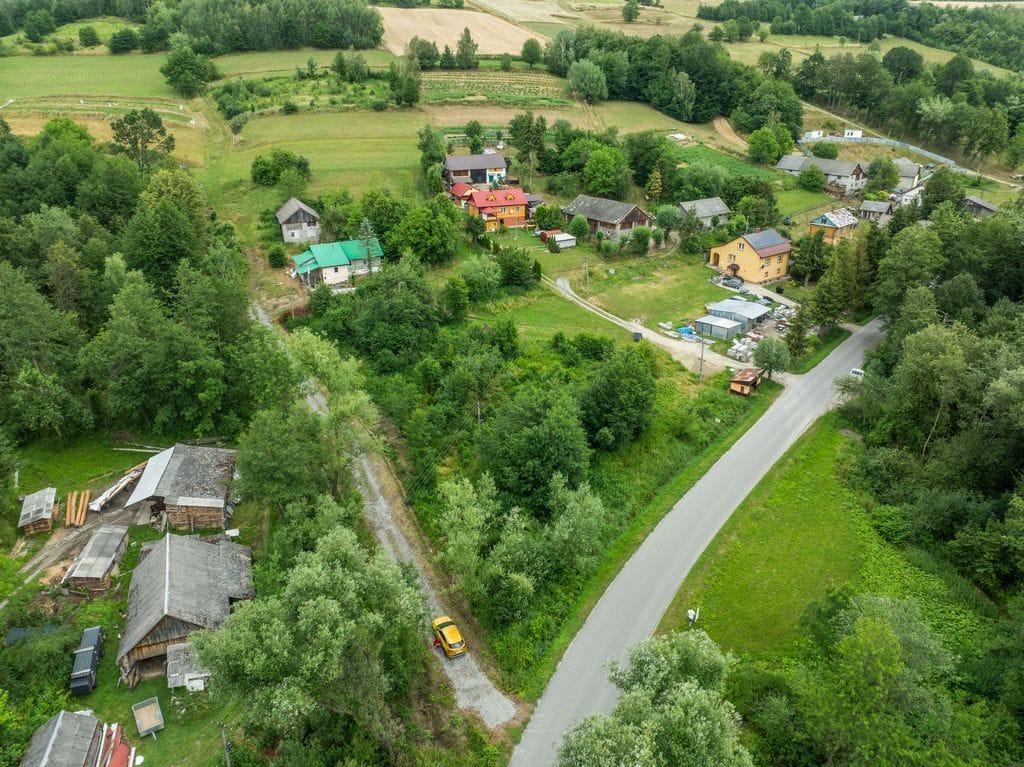 Działka  pokojowe na Sprzedaż