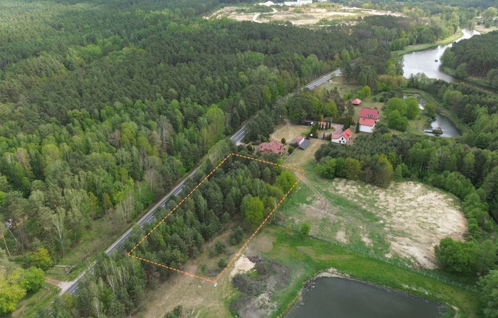 Działka  pokojowe na Sprzedaż