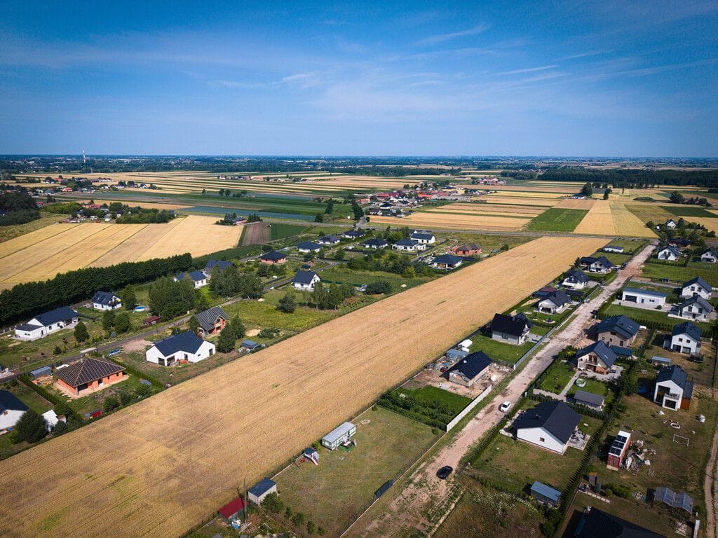 Działka  pokojowe na Sprzedaż