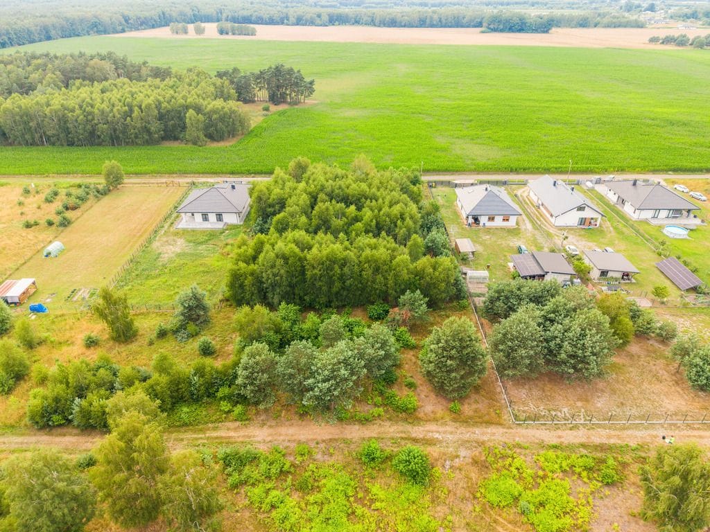 Działka  pokojowe na Sprzedaż