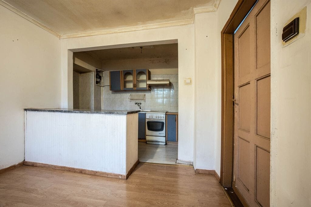 Dom 6 pokojowe na Sprzedaż