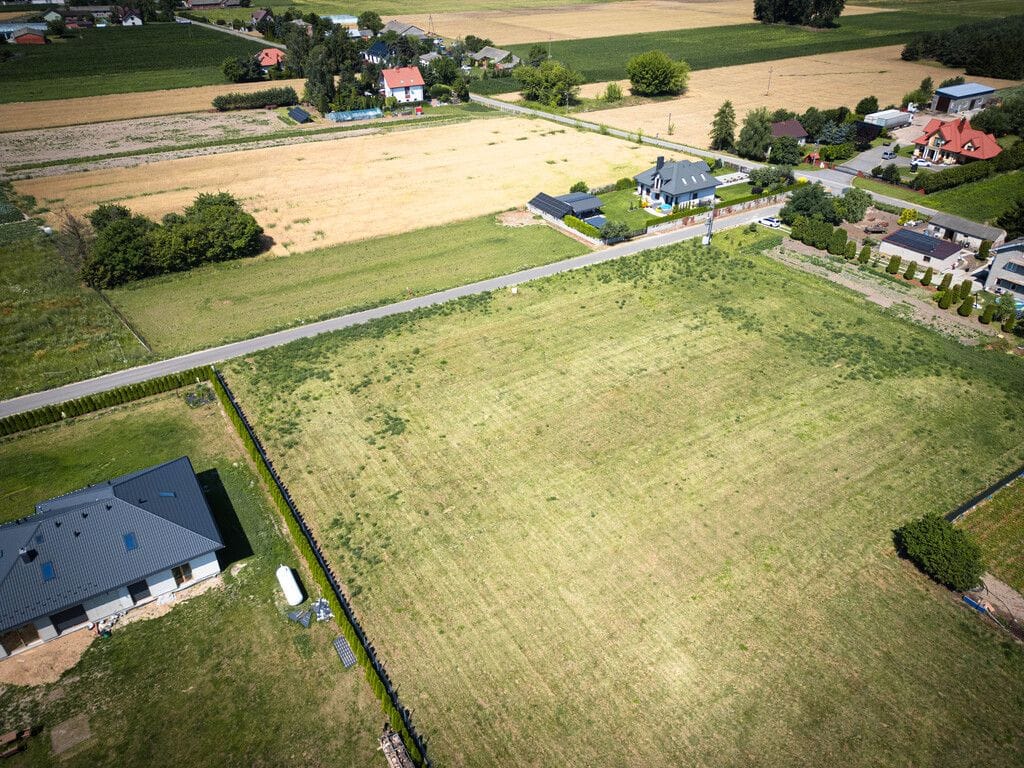 Działka  pokojowe na Sprzedaż
