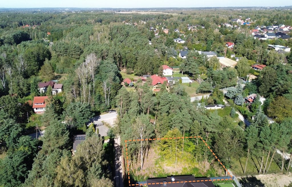 Działka  pokojowe na Sprzedaż
