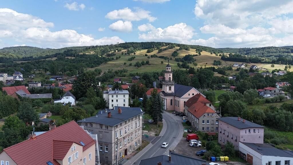 Mieszkanie 3 pokojowe na Sprzedaż