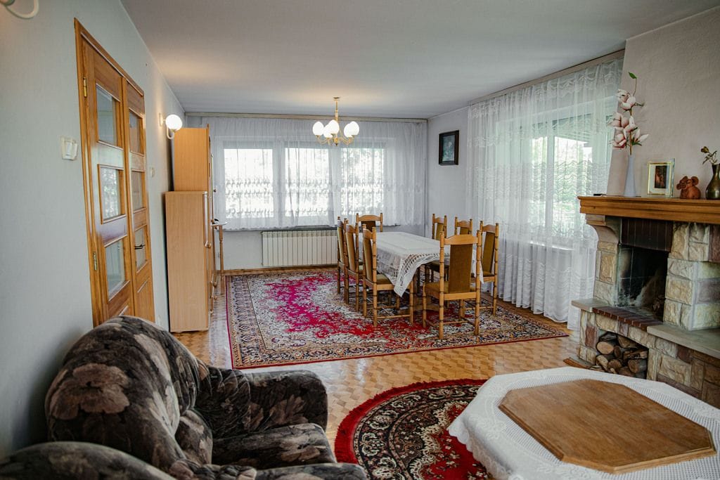Dom 6 pokojowe na Sprzedaż