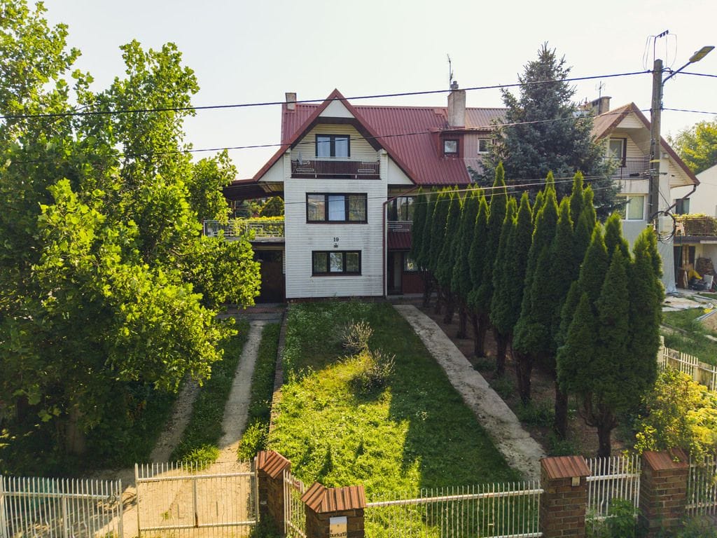 Dom 6 pokojowe na Sprzedaż