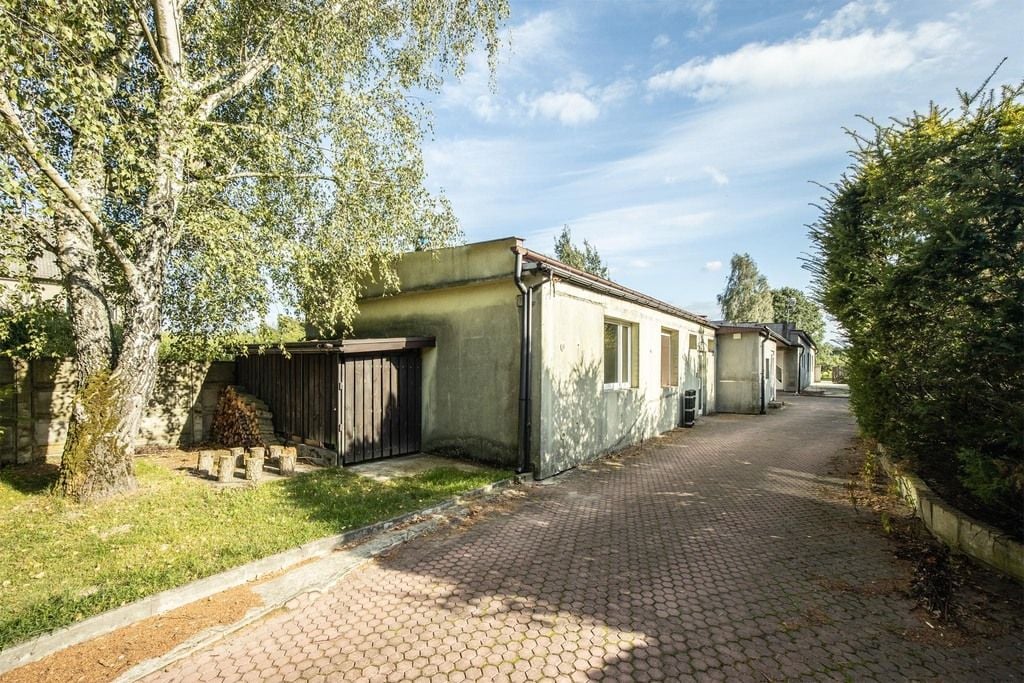 Dom 6 pokojowe na Sprzedaż