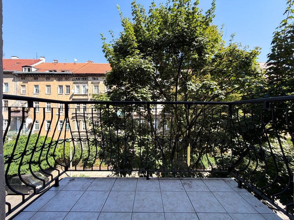 Mieszkanie 4 pokojowe na Sprzedaż