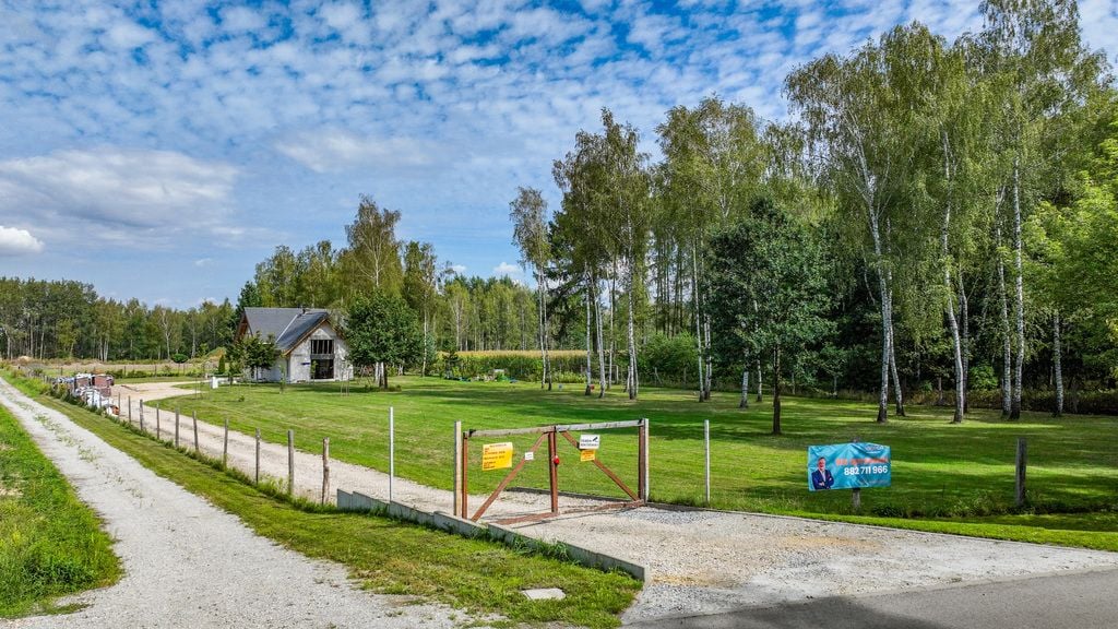 Działka  pokojowe na Sprzedaż