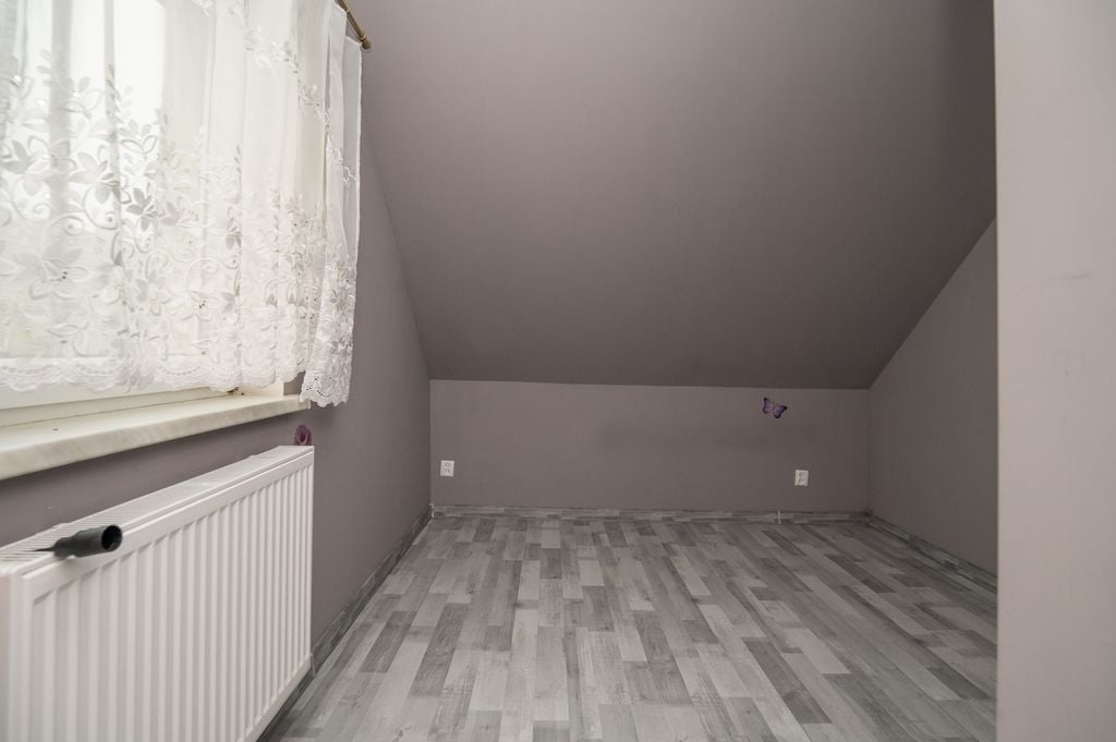 Dom 5 pokojowe na Sprzedaż
