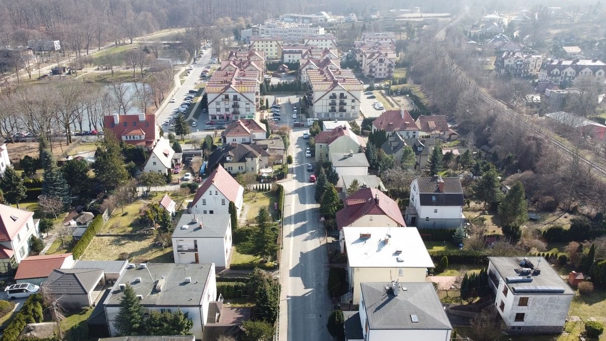 Dom 4 pokojowe na Sprzedaż