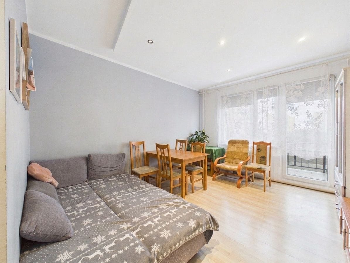 Mieszkanie 3 pokojowe na Sprzedaż