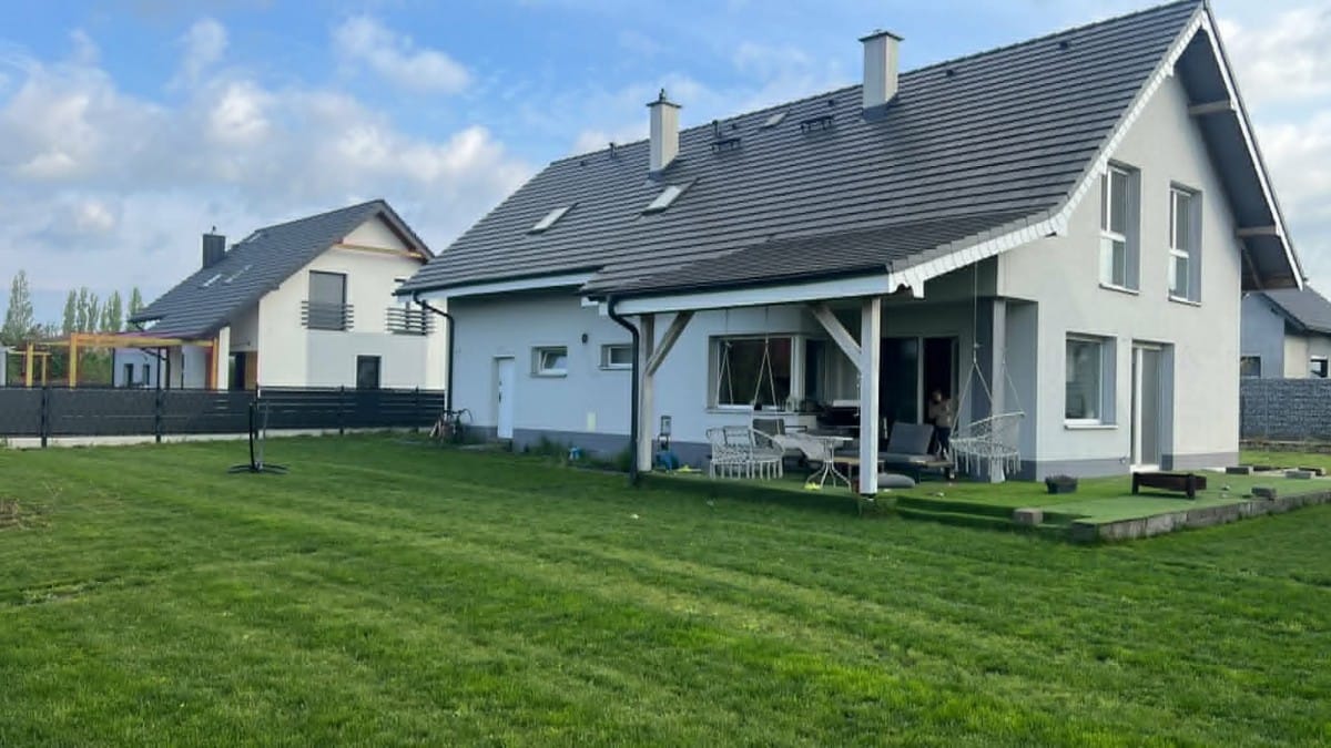 Dom 6 pokojowe na Sprzedaż