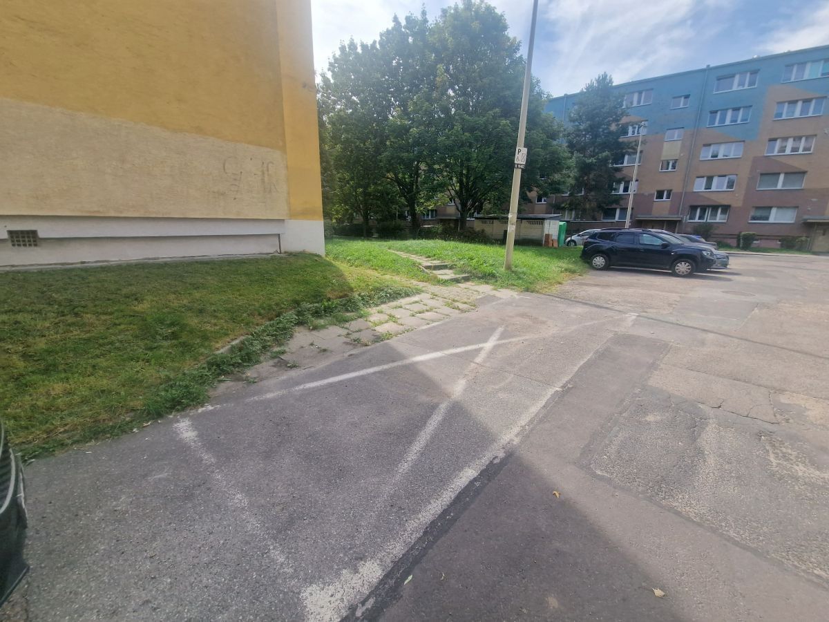 Mieszkanie 4 pokojowe na Sprzedaż