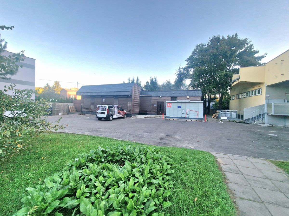 Lokal użytkowy  pokojowe na Sprzedaż