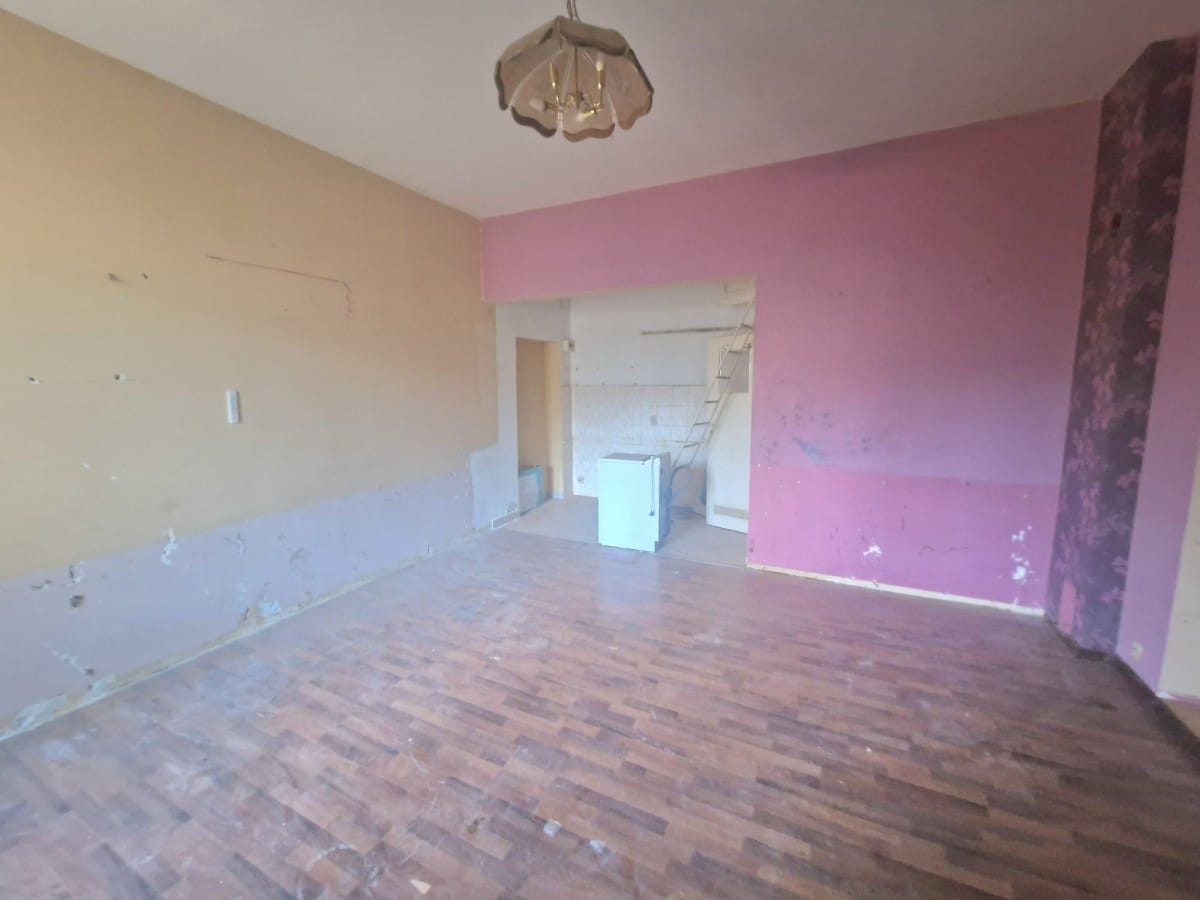 Dom 6 pokojowe na Sprzedaż