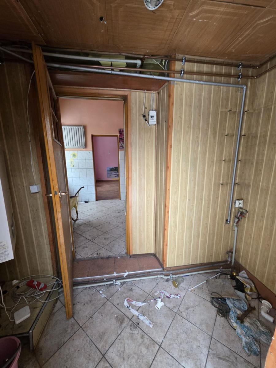 Dom 6 pokojowe na Sprzedaż