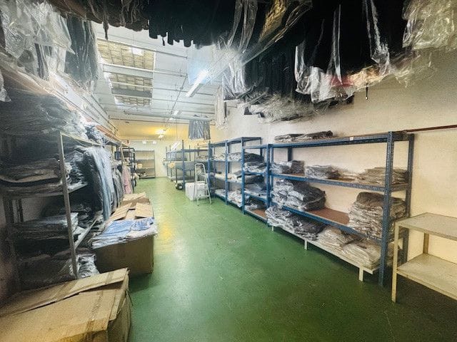 Lokal użytkowy  pokojowe na Sprzedaż