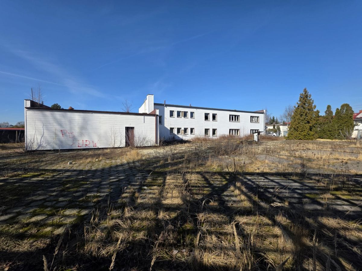 Działka  pokojowe na Sprzedaż