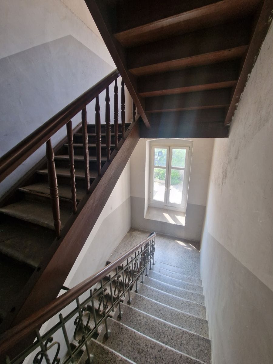 Dom 35 pokojowe na Sprzedaż