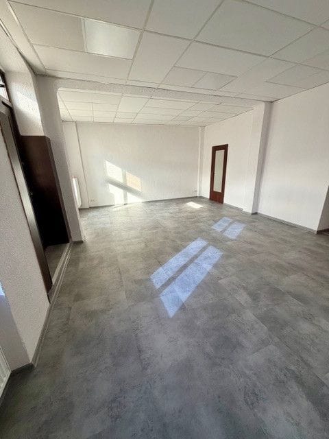 Lokal użytkowy  pokojowe na Wynajem