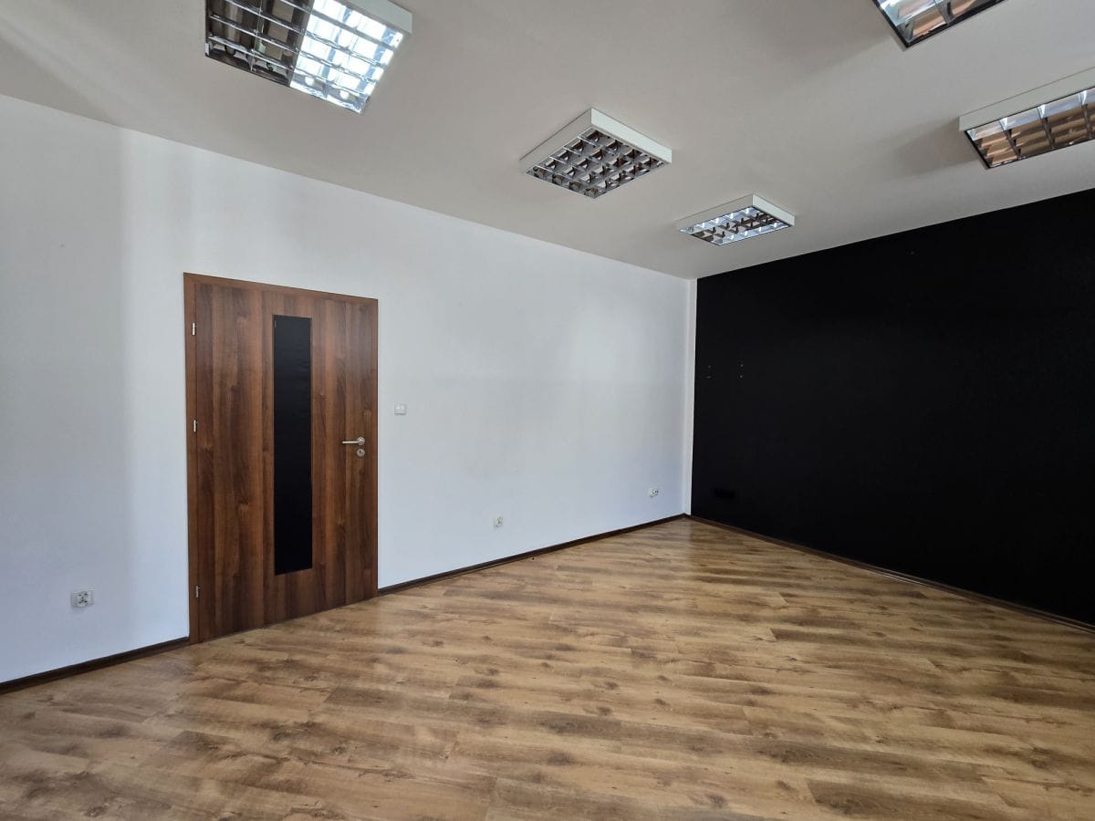 Lokal użytkowy  pokojowe na Wynajem