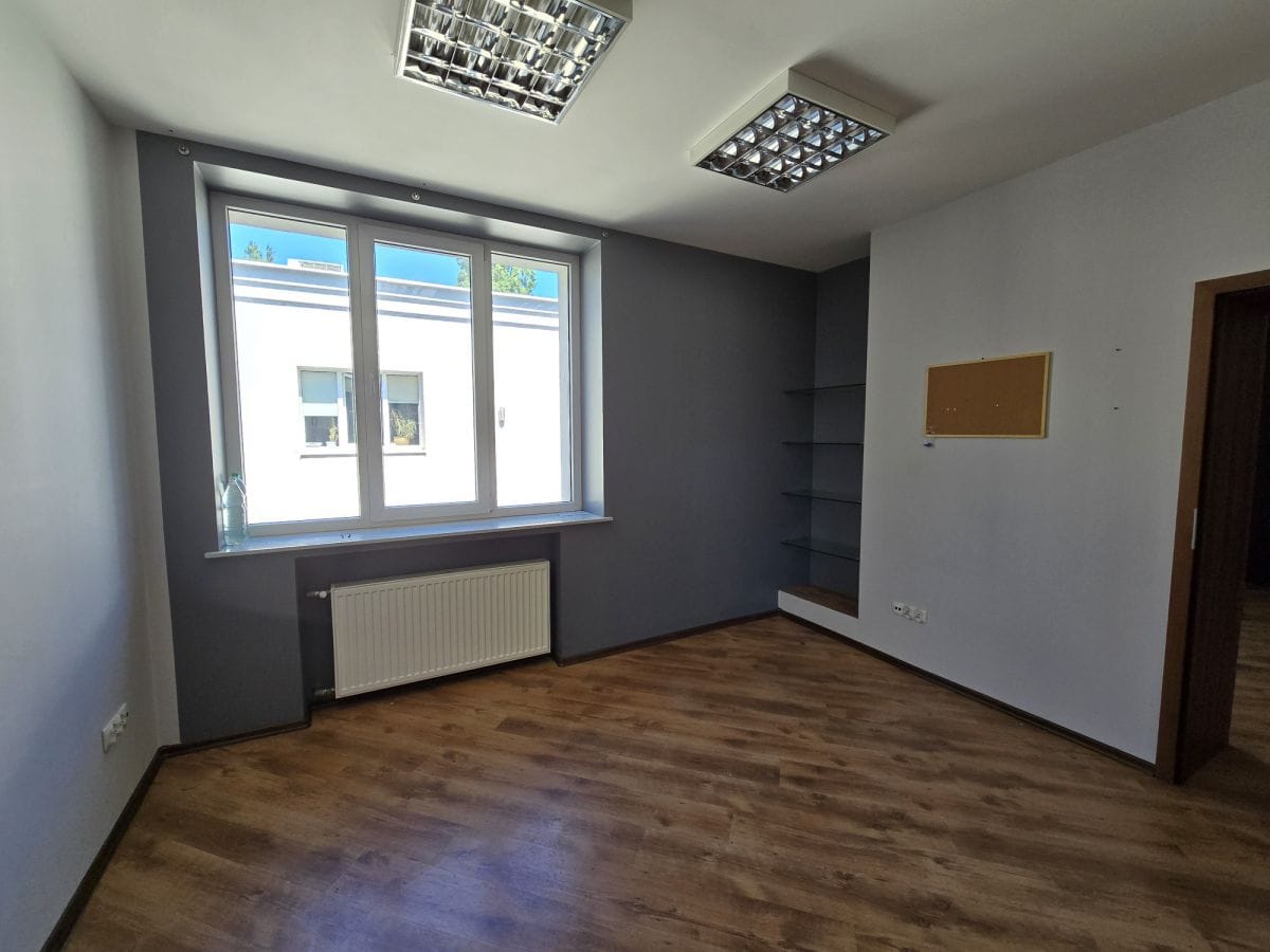 Lokal użytkowy  pokojowe na Wynajem