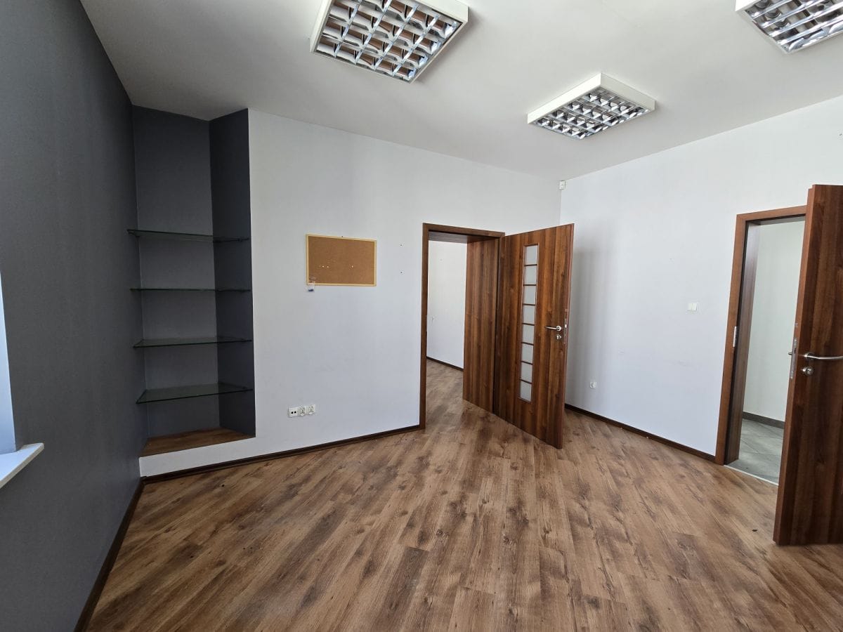 Lokal użytkowy  pokojowe na Wynajem