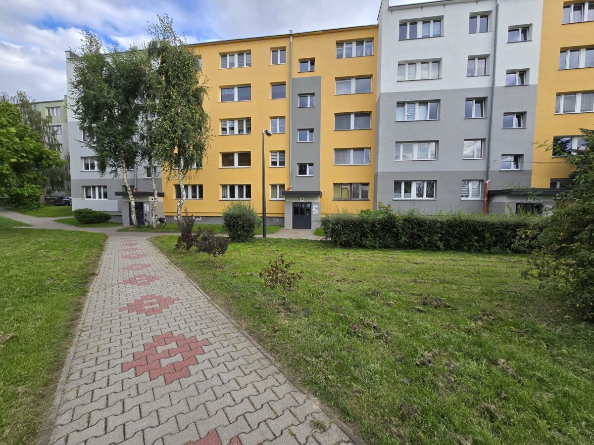 Mieszkanie 4 pokojowe na Sprzedaż