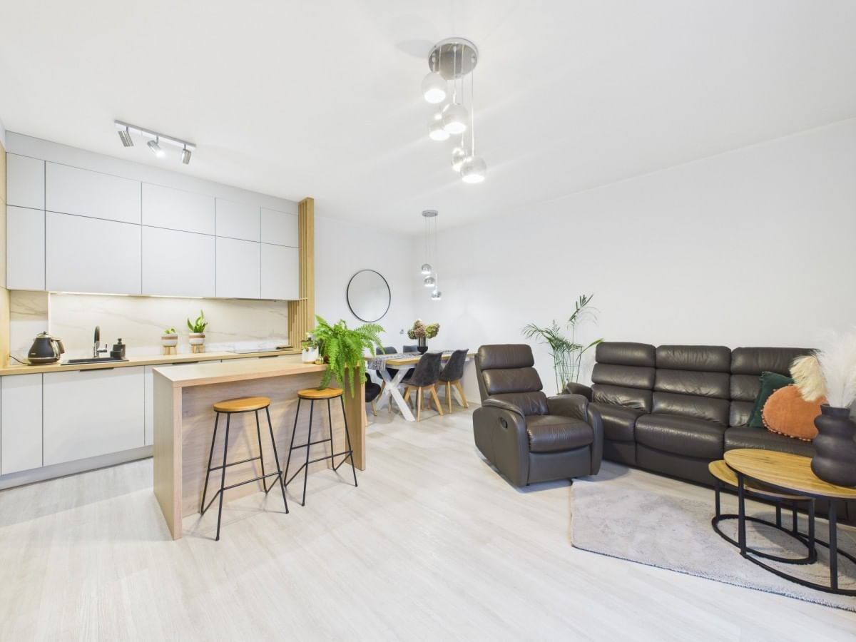 Mieszkanie 4 pokojowe na Sprzedaż