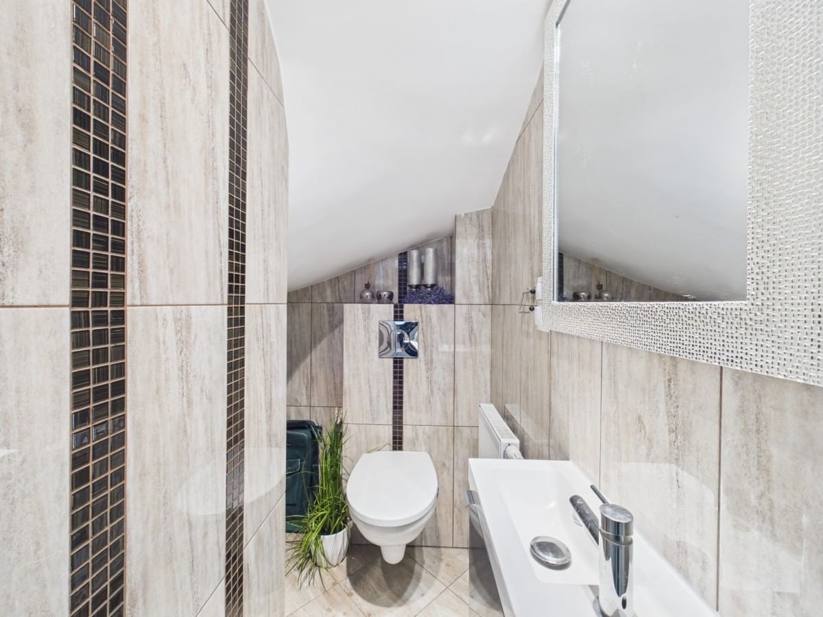 Mieszkanie 4 pokojowe na Sprzedaż