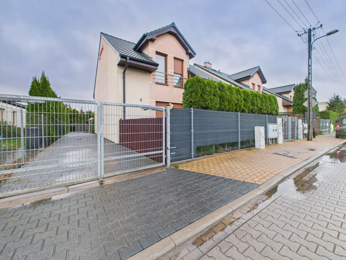 Mieszkanie 4 pokojowe na Sprzedaż