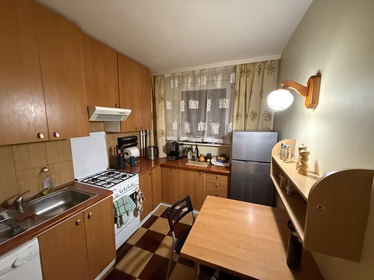 Mieszkanie 4 pokojowe na Sprzedaż