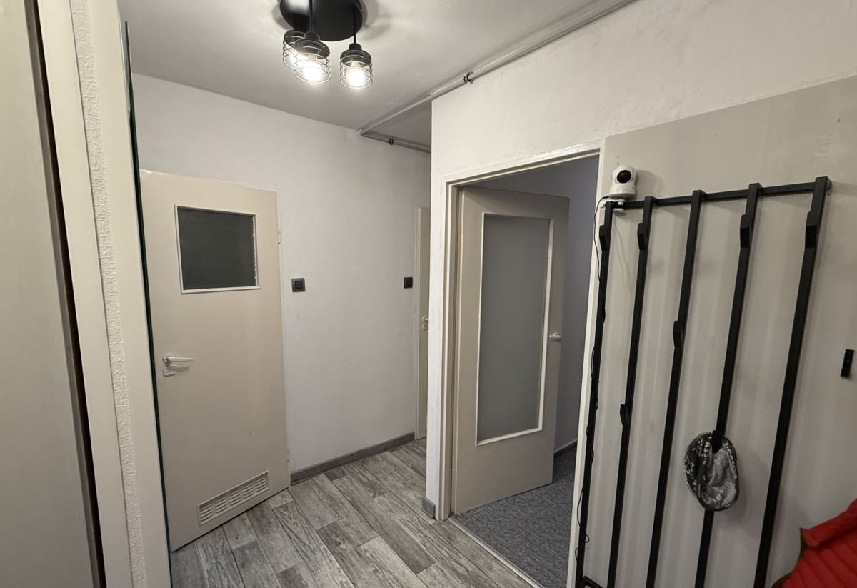 Mieszkanie 4 pokojowe na Sprzedaż