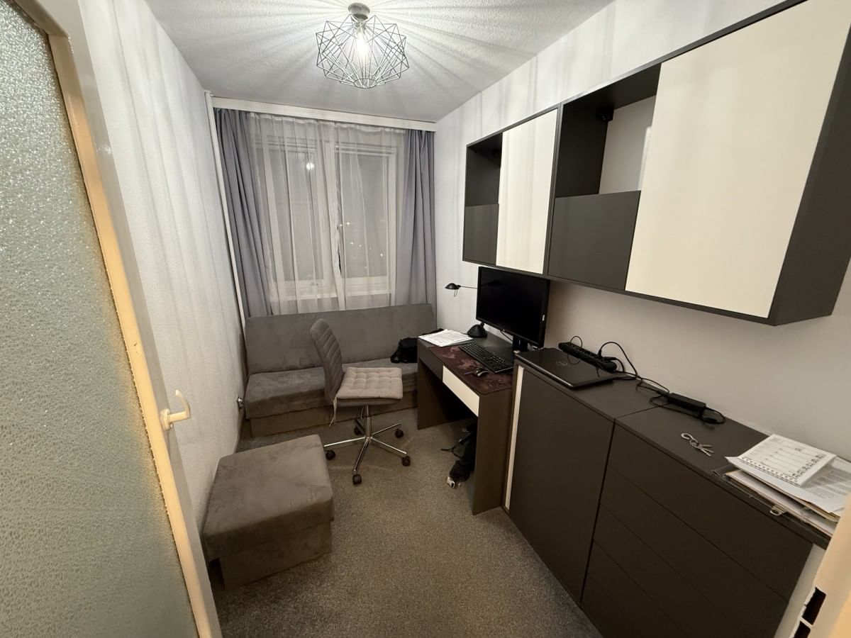 Mieszkanie 4 pokojowe na Sprzedaż