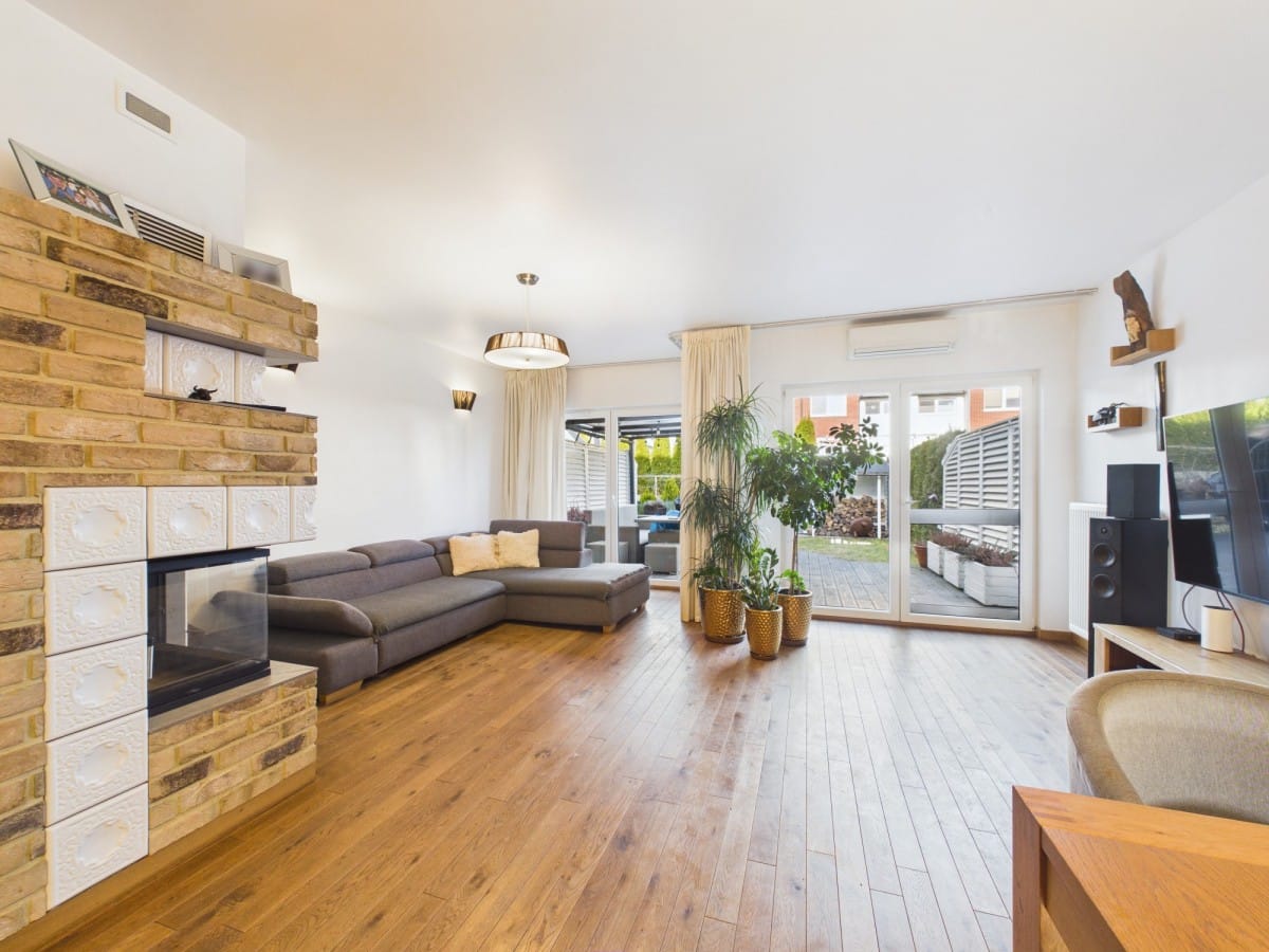 Mieszkanie 4 pokojowe na Sprzedaż