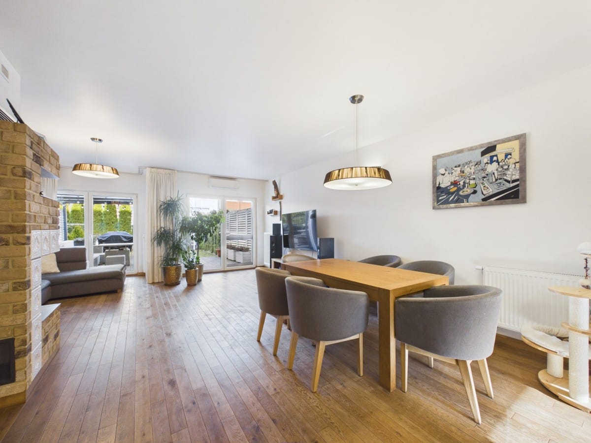 Mieszkanie 4 pokojowe na Sprzedaż