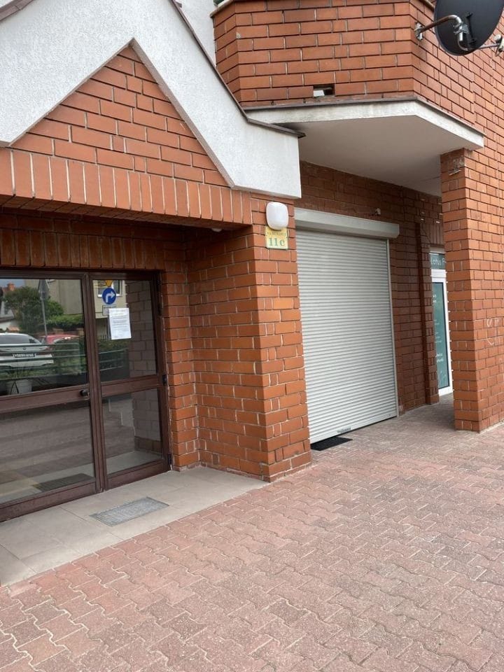 Lokal użytkowy  pokojowe na Sprzedaż